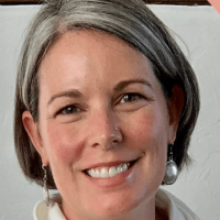 kelly long headshot kelly long headshot