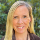 Elizabeth Bostian Headshot